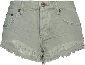 One Teaspoon BOTTOMWEAR - Shorts & Bermuda Shorts sur YOOX.COM