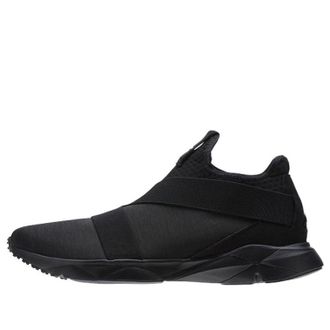 Reebok Diadora Supreme Strap Triple Black CN4671
