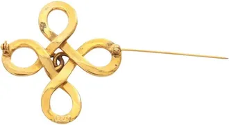 Chanel Pre-owned Jewellery, female, Yellow, Size: ONE SIZE Pre-owned Interlocking Loop Brooch