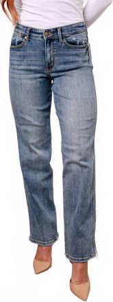 Judy Blue Mid Rise Cell Phone Pocket Dad Jeans In Light Wash
