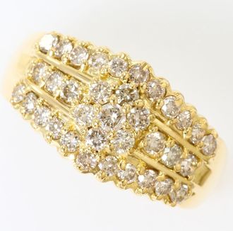 C&A Unbranded (18K) Band Ring (Pre-Owned)