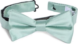 Nordstrom Rack Satin Solid Bow Tie in Mint at Nordstrom Rack