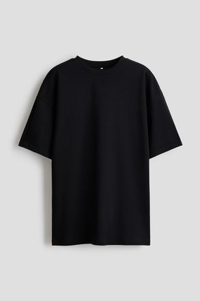 H&M T-Shirt in Cooling Oversized Fit - Schwarz
