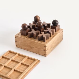 AM.PM Tic-tac-toe-spel van massief eikenhout en massief notenhout, HIBASHI