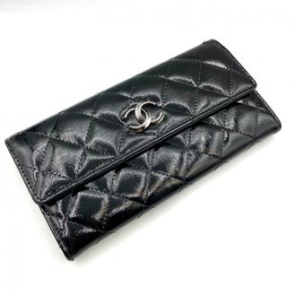 Chanel Black Patent Leather Long Wallet (Tri-Fold) (Pre-Owned)