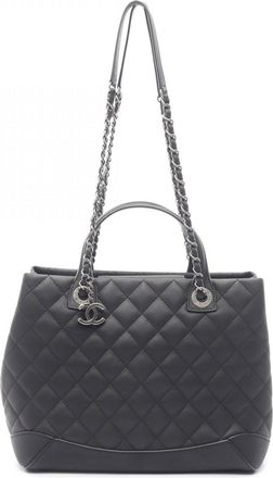 Chanel Matelasse Leather Tote Bag (Pre-Owned)