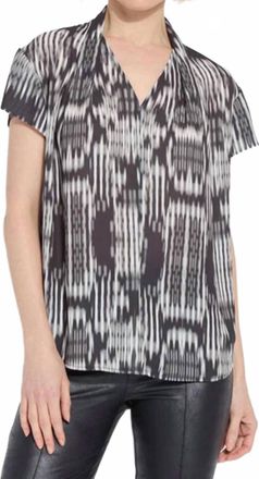 Lyss&eacute; Short Sleeve Folded Neck Blouse In Black/olive