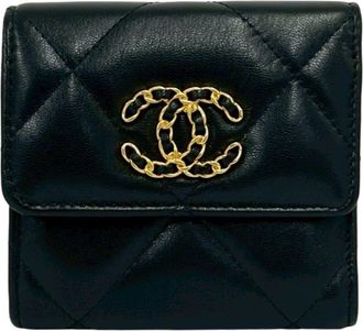Chanel Black Leather Wallet (Tri-Fold) (Pre-Owned)