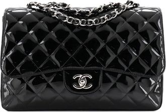Chanel Classic Single Flap Bag Quilted Patent Jumbo shoulder bag - Zwart