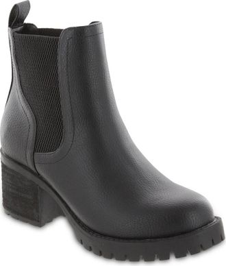 Mia Jonna Lug Sole Chelsea Boot in Black Text at Nordstrom, Size 10