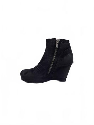 Rick Owens Womens Suede Wedge Boot In Black