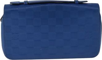 Louis Vuitton Atholl Blue Leather Clutch Bag (Pre-Owned)