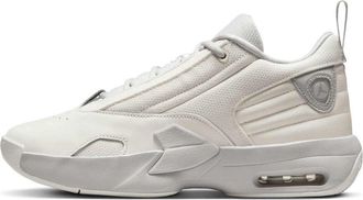 Nike Jordan (WMNS) Air Jordan Max Aura 6 Sail Neutral Grey FQ7943-101