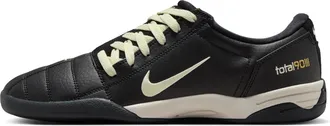 Nike Mens Total 90 Shoes in Black | IO2083-010
