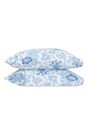 Matouk Pomegranate Set of 2 Linen Pillowcases in Porcelain Blue at Nordstrom, Size King