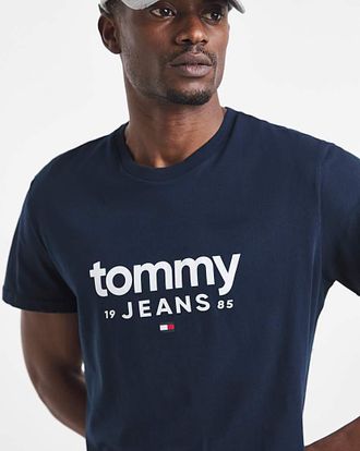 Tommy Jeans Slim Graphic T-Shirt