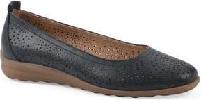 White Mountain Cortney Perforated Ballet Flat in Navy Smooth at Nordstrom Rack, Size 8.5