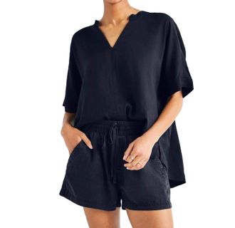 Splendid Winnie Short Sleeves Lyocell Top In Navy