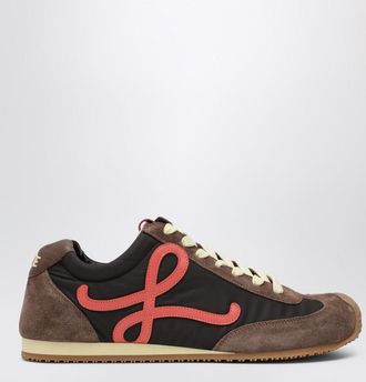 Loewe Ballet Runner 2.0 sneakers in Brown/Coral