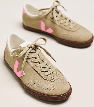 Veja Volley O. T. Sneakers