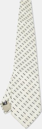 Giorgio Armani Ivory Stripe Pattern Silk Traditional Tie