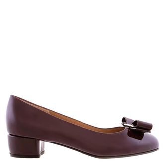 Ferragamo Ferragamo Vara Ornament Pumps