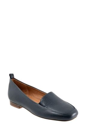 Softwalk Kingston Loafer in Navy at Nordstrom, Size 10.5