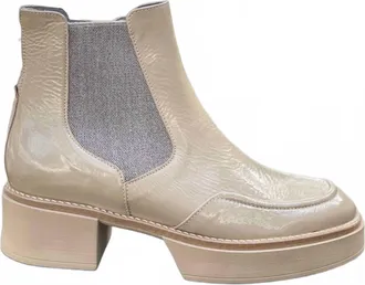 Softwaves Womens Beryl Platform Booties In Sahara