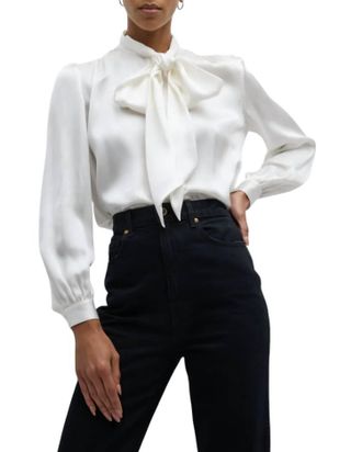 Frame Denim Femme Tie Neck Blouse In Ivory
