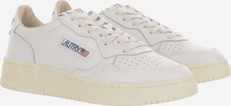 Autry Womens Leather Sneakers Medalist Low White Trainers