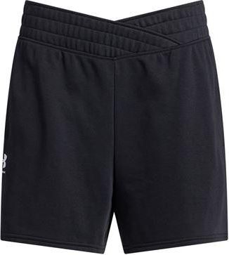 Under Armour PARTES DE ABAJO - Pantalones cortos y bermudas en YOOX.COM
