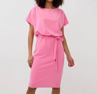 Esqualo Sasa Short Sleeve Batwing Dress In Rose