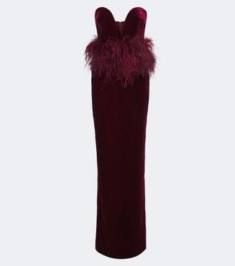 New Arrivals Vestido de fiesta Sienna de terciopelo con plumas