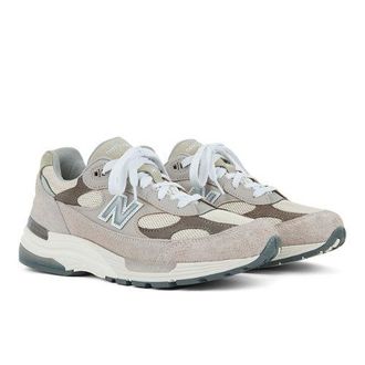 New Balance Unisex Made in USA 992 en Gris/Marrón, Gamuza/Malla, Talla 38.5