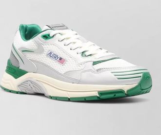 Autry hyperway low sneakers contrast heel design