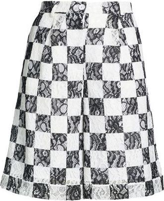 Pinko BOTTOMWEAR - Shorts & Bermuda Shorts on YOOX.COM