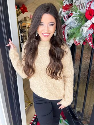Kut from the Kloth Eudora Cable Knit Sweater In Oatmeal