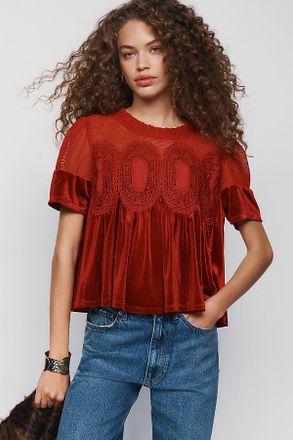 En Elly Velvet Scallop Top