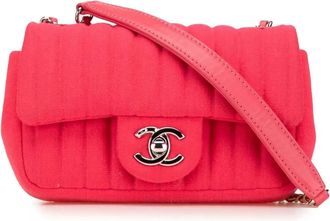 Chanel Borsa a spalla verticale mini in jersey trapuntato con battente 2016-2017 - Rosa