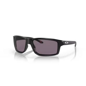 Oakley Sporty Sunglasses for Outdoor Activities