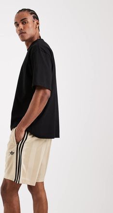 adidas Originals Pantaloncini ampi in tessuto tecnico color pietra con 3 strisce-Neutro