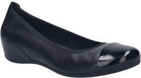 Josef Seibel Florina Cap Toe Flat in Blackpat at Nordstrom Rack, Size 10-10.5Us / 41Eu