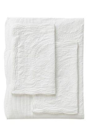 Melange Home Isabella Quilt & Shams Set in White at Nordstrom Rack, Size King