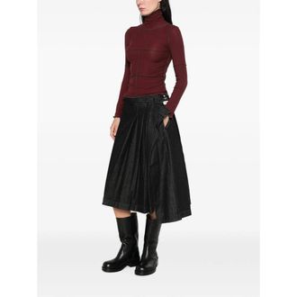 BASERANGE Cinder Sweater - Red