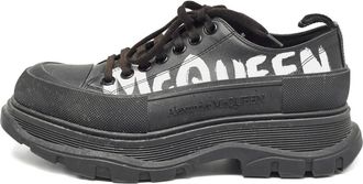 Alexander McQueen Sneakers con logo e suola rialzata - Nero