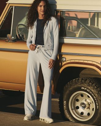 Vuori Clothing Halo Essential Wideleg Pants | Soft Sky Heather | XS, Size Extra Small