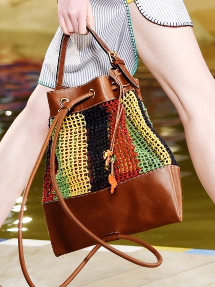 Hai mai pensato di sostituire la vecchia borsa da mare con uno zaino?