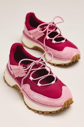 UGG Retrofi Low Ballet Sneakers