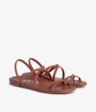 Pedro Garcia Flat strappy sandal in red leather| Biddy | Spring Summer 26 |PEDRO GARCIA