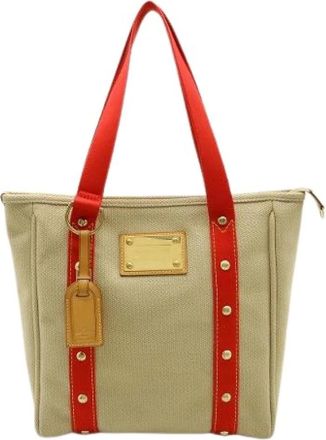 Louis Vuitton Pre-owned Tote Bags, female, Beige, Size: ONE SIZE Pre-owned Canvas Tote Bag